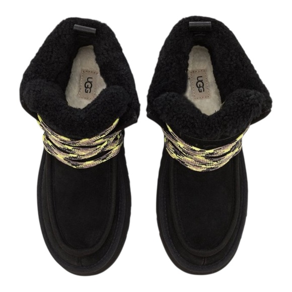 UGG Funkarra Cabin Cuff - Picture 7 of 9